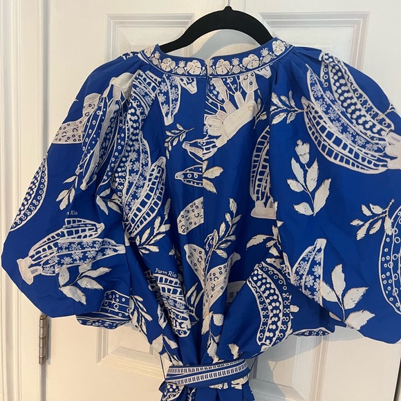 FARM RIO • NWT blue lace banana romper size XL
NO BELT(SORRY) - Picture 6 of 9